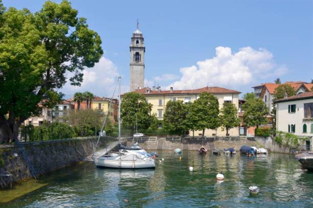 Appartamento Di Meri Verbania Luaran gambar